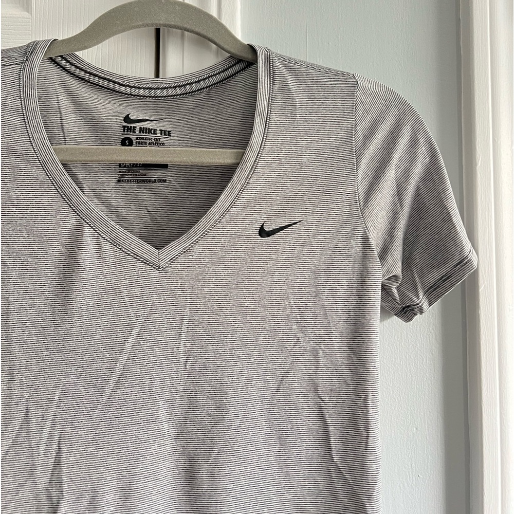 Nike V Neck Tee